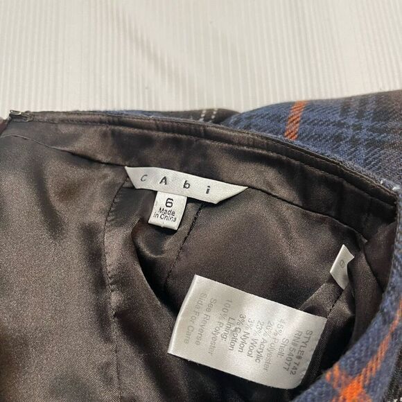 CAbi 742 Womens Chilly Chantilly Plaid Mini Skirt Size 6 Multicolor Fully Lined - Picture 2 of 6